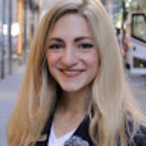 Meet your Posher, Lauren